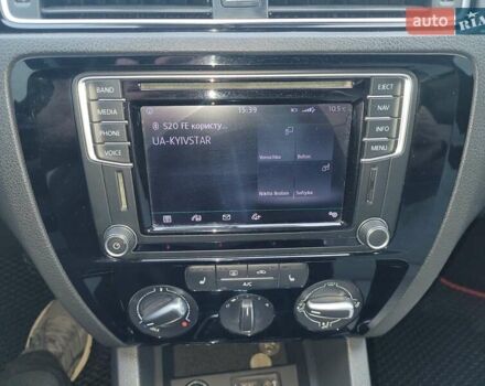 Фольксваген Джетта 2016 у Тернополі на Automoto.ua Червоний Фольксваген Джетта, об'ємом двигуна 1.8 л та пробігом 128 тис. км за 12200 $, фото 28 на Automoto.ua