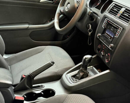 Фольксваген Джетта 2016 в Сумах на Automoto.ua Красный Фольксваген Джетта, объемом двигателя 1.4 л и пробегом 105 тыс. км за 10200 $, фото 27 на Automoto.ua