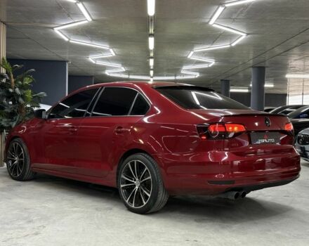 Червоний Фольксваген Джетта, об'ємом двигуна 1.4 л та пробігом 208 тис. км за 9900 $, фото 9 на Automoto.ua