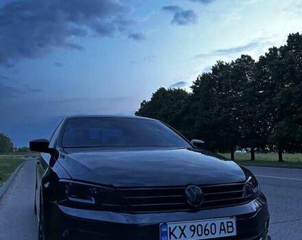 Красный Фольксваген Джетта, объемом двигателя 1.8 л и пробегом 175 тыс. км за 12200 $, фото 29 на Automoto.ua