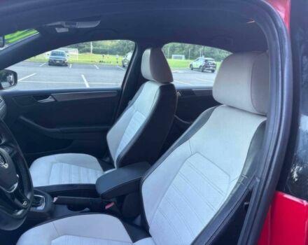 Червоний Фольксваген Джетта, об'ємом двигуна 1.8 л та пробігом 71 тис. км за 11600 $, фото 9 на Automoto.ua