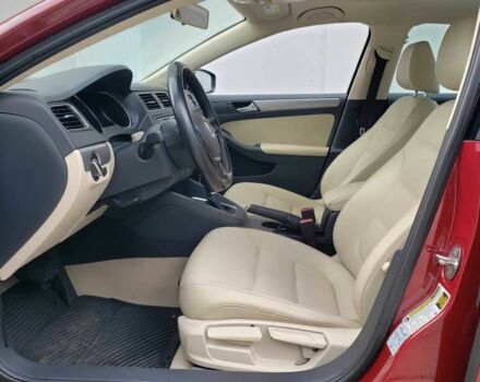 Фольксваген Джетта 2016 в Житомире на Automoto.ua Красный Фольксваген Джетта, объемом двигателя 1.4 л и пробегом 73 тыс. км за 4500 $, фото 9 на Automoto.ua