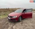 Красный Фольксваген Джетта, объемом двигателя 1.4 л и пробегом 110 тыс. км за 10000 $, фото 1 на Automoto.ua