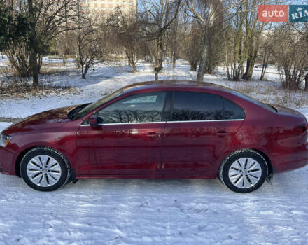 Красный Фольксваген Джетта, объемом двигателя 1.4 л и пробегом 180 тыс. км за 10200 $, фото 4 на Automoto.ua