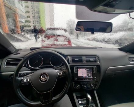 Красный Фольксваген Джетта, объемом двигателя 1.8 л и пробегом 139 тыс. км за 12500 $, фото 9 на Automoto.ua