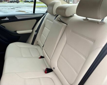 Красный Фольксваген Джетта, объемом двигателя 1.4 л и пробегом 52 тыс. км за 3000 $, фото 11 на Automoto.ua