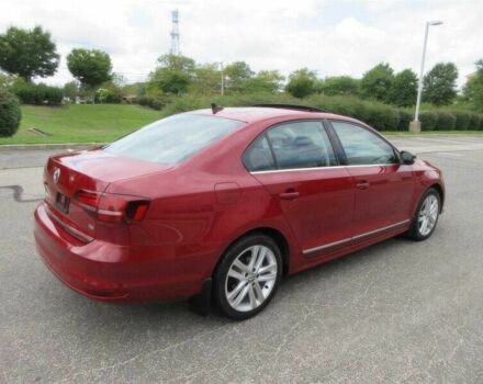 Красный Фольксваген Джетта, объемом двигателя 1.8 л и пробегом 54 тыс. км за 5300 $, фото 6 на Automoto.ua