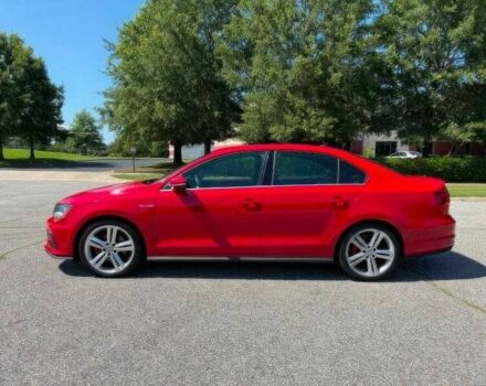 Красный Фольксваген Джетта, объемом двигателя 2 л и пробегом 99 тыс. км за 9300 $, фото 3 на Automoto.ua