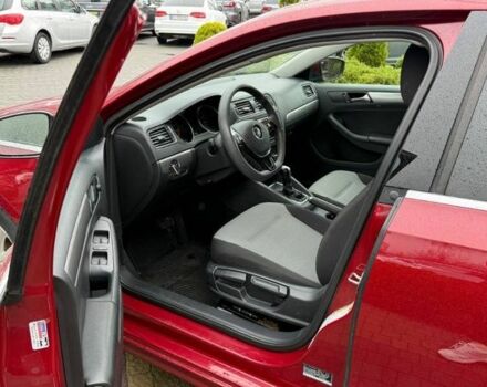 Червоний Фольксваген Джетта, об'ємом двигуна 1.4 л та пробігом 97 тис. км за 12300 $, фото 7 на Automoto.ua