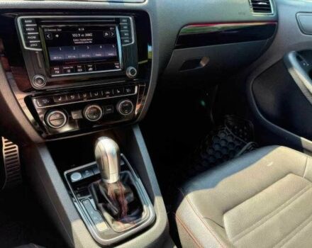 Красный Фольксваген Джетта, объемом двигателя 2 л и пробегом 99 тыс. км за 9300 $, фото 12 на Automoto.ua