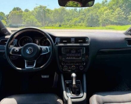 Красный Фольксваген Джетта, объемом двигателя 2 л и пробегом 99 тыс. км за 9300 $, фото 11 на Automoto.ua