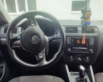 Красный Фольксваген Джетта, объемом двигателя 1.4 л и пробегом 97 тыс. км за 11100 $, фото 16 на Automoto.ua