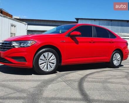 Красный Фольксваген Джетта, объемом двигателя 1.4 л и пробегом 101 тыс. км за 15599 $, фото 3 на Automoto.ua