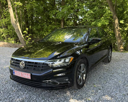 Фольксваген Джетта 2018 в Ровно на Automoto.ua Красный Фольксваген Джетта, объемом двигателя 1.4 л и пробегом 102 тыс. км за 14000 $, фото 2 на Automoto.ua