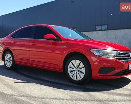 Красный Фольксваген Джетта, объемом двигателя 1.4 л и пробегом 101 тыс. км за 15599 $, фото 4 на Automoto.ua