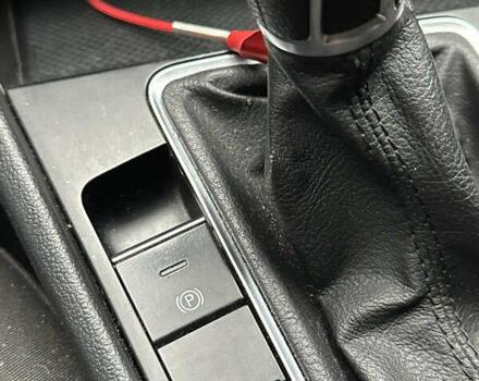 Красный Фольксваген Джетта, объемом двигателя 1.4 л и пробегом 154 тыс. км за 9990 $, фото 22 на Automoto.ua