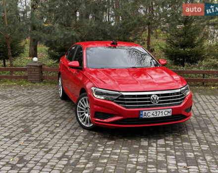 Красный Фольксваген Джетта, объемом двигателя 1.4 л и пробегом 154 тыс. км за 9990 $, фото 1 на Automoto.ua