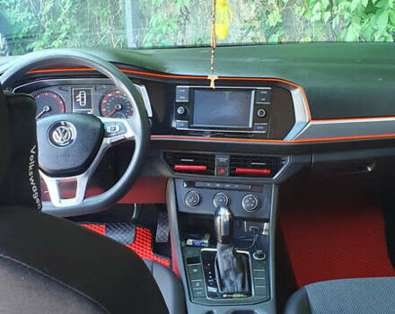 Красный Фольксваген Джетта, объемом двигателя 1.4 л и пробегом 101 тыс. км за 15599 $, фото 16 на Automoto.ua