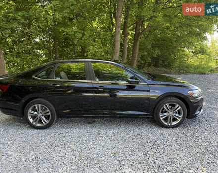 Фольксваген Джетта 2018 в Ровно на Automoto.ua Красный Фольксваген Джетта, объемом двигателя 1.4 л и пробегом 102 тыс. км за 14000 $, фото 3 на Automoto.ua