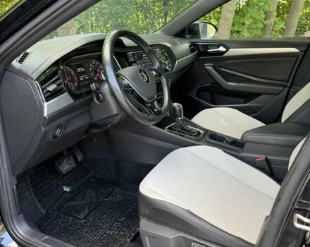 Фольксваген Джетта 2018 в Ровно на Automoto.ua Красный Фольксваген Джетта, объемом двигателя 1.4 л и пробегом 102 тыс. км за 14000 $, фото 12 на Automoto.ua