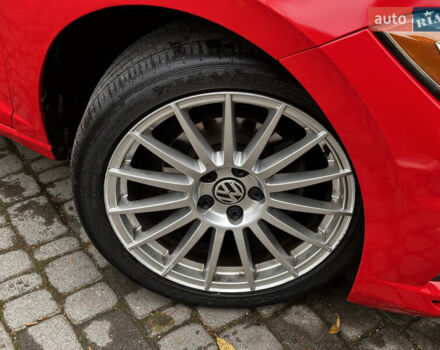 Красный Фольксваген Джетта, объемом двигателя 1.4 л и пробегом 154 тыс. км за 9990 $, фото 16 на Automoto.ua