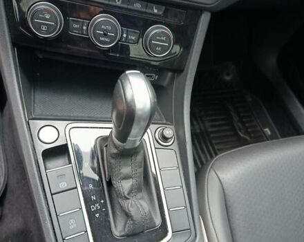 Красный Фольксваген Джетта, объемом двигателя 1.4 л и пробегом 93 тыс. км за 14400 $, фото 12 на Automoto.ua