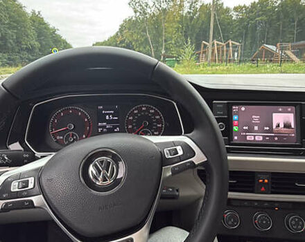 Красный Фольксваген Джетта, объемом двигателя 1.4 л и пробегом 157 тыс. км за 13500 $, фото 4 на Automoto.ua