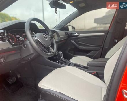 Червоний Фольксваген Джетта, об'ємом двигуна 1.4 л та пробігом 75 тис. км за 13500 $, фото 19 на Automoto.ua