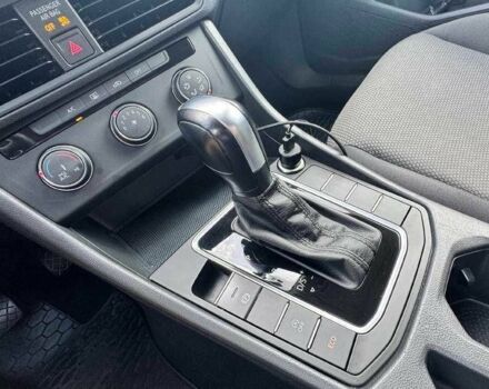 Красный Фольксваген Джетта, объемом двигателя 0 л и пробегом 51 тыс. км за 9200 $, фото 10 на Automoto.ua