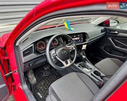 Красный Фольксваген Джетта, объемом двигателя 1.4 л и пробегом 84 тыс. км за 14000 $, фото 29 на Automoto.ua