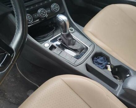 Красный Фольксваген Джетта, объемом двигателя 1.4 л и пробегом 59 тыс. км за 14500 $, фото 12 на Automoto.ua