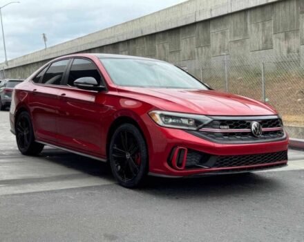 Червоний Фольксваген Джетта, об'ємом двигуна 2 л та пробігом 14 тис. км за 12000 $, фото 2 на Automoto.ua