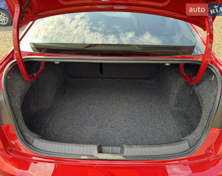 Фольксваген Джетта 2022 в Луцке на Automoto.ua Красный Фольксваген Джетта, объемом двигателя 1.5 л и пробегом 75 тыс. км за 19800 $, фото 39 на Automoto.ua