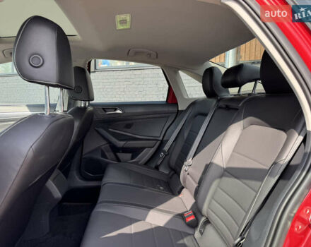 Червоний Фольксваген Джетта, об'ємом двигуна 1.5 л та пробігом 75 тис. км за 18800 $, фото 28 на Automoto.ua