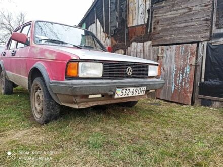 Червоний Фольксваген Джетта, об'ємом двигуна 0.16 л та пробігом 450 тис. км за 372 $, фото 1 на Automoto.ua