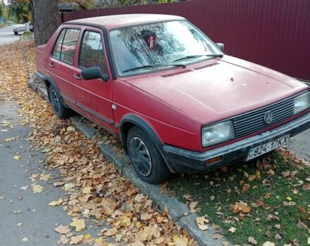 Красный Фольксваген Джетта, объемом двигателя 1 л и пробегом 570 тыс. км за 800 $, фото 1 на Automoto.ua