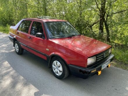 Фольксваген Джетта 1988 у Житомирі на Automoto.ua Червоний Фольксваген Джетта, об'ємом двигуна 1.6 л та пробігом 250 тис. км за 1050 $, фото 1 на Automoto.ua