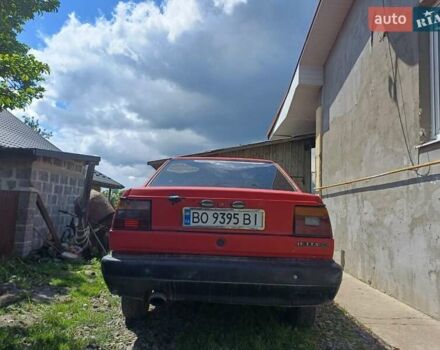 Красный Фольксваген Джетта, объемом двигателя 1.8 л и пробегом 297 тыс. км за 950 $, фото 1 на Automoto.ua