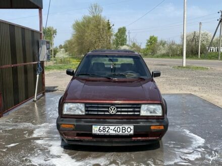 Фольксваген Джетта 1991 в Владимир-Волынский на Automoto.ua Красный Фольксваген Джетта, объемом двигателя 1.6 л и пробегом 300 тыс. км за 1400 $, фото 1 на Automoto.ua