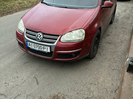 Красный Фольксваген Джетта, объемом двигателя 1.6 л и пробегом 310 тыс. км за 4500 $, фото 1 на Automoto.ua