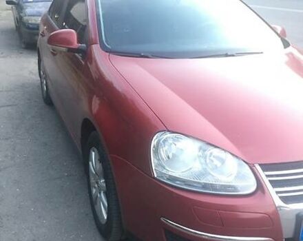 Красный Фольксваген Джетта, объемом двигателя 1.6 л и пробегом 204 тыс. км за 4800 $, фото 1 на Automoto.ua