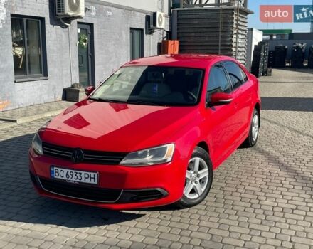Красный Фольксваген Джетта, объемом двигателя 2.5 л и пробегом 252 тыс. км за 6999 $, фото 1 на Automoto.ua