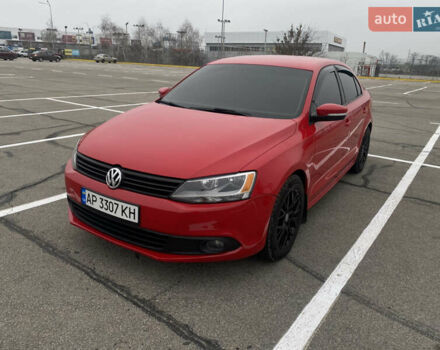 Червоний Фольксваген Джетта, об'ємом двигуна 2.48 л та пробігом 206 тис. км за 9999 $, фото 1 на Automoto.ua