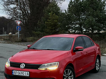 Красный Фольксваген Джетта, объемом двигателя 2.5 л и пробегом 248 тыс. км за 7500 $, фото 1 на Automoto.ua