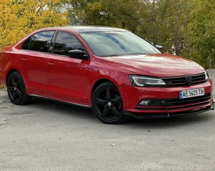 Красный Фольксваген Джетта, объемом двигателя 1.8 л и пробегом 179 тыс. км за 11000 $, фото 1 на Automoto.ua