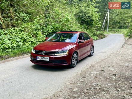 Червоний Фольксваген Джетта, об'ємом двигуна 1.4 л та пробігом 100 тис. км за 12000 $, фото 1 на Automoto.ua