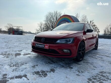 Фольксваген Джетта 2016 в Запорожье на Automoto.ua Красный Фольксваген Джетта, объемом двигателя 2 л и пробегом 166 тыс. км за 10490 $, фото 1 на Automoto.ua