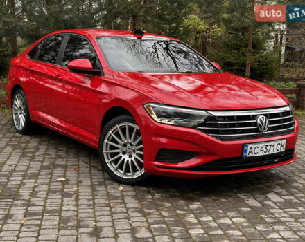 Красный Фольксваген Джетта, объемом двигателя 1.4 л и пробегом 154 тыс. км за 9990 $, фото 1 на Automoto.ua