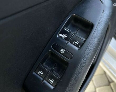 Фольксваген Джетта, об'ємом двигуна 1.6 л та пробігом 271 тис. км за 9300 $, фото 5 на Automoto.ua