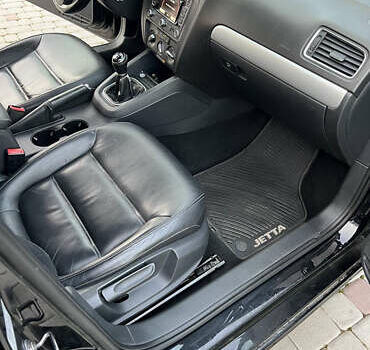 Фольксваген Джетта, об'ємом двигуна 2 л та пробігом 229 тис. км за 8500 $, фото 6 на Automoto.ua